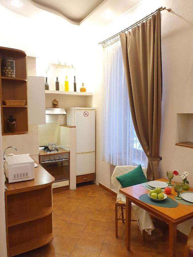 Inn Home Apartments - Pechersk Area Kiev Buitenkant foto