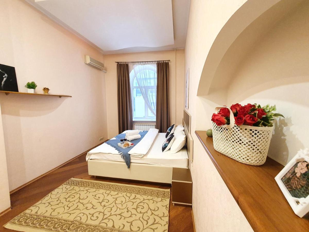 Inn Home Apartments - Pechersk Area Kiev Buitenkant foto