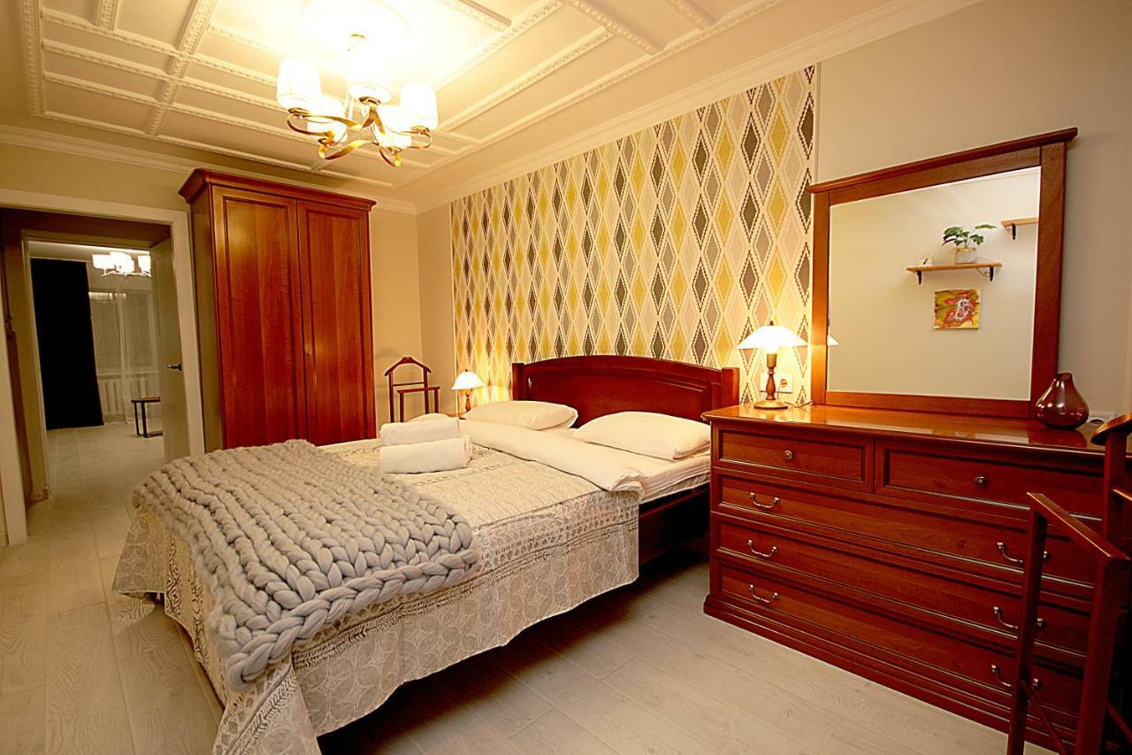Inn Home Apartments - Pechersk Area Kiev Buitenkant foto