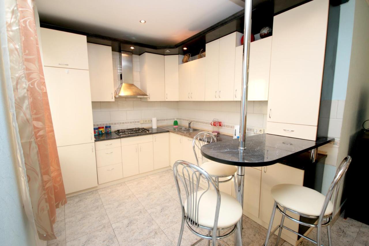 Inn Home Apartments - Pechersk Area Kiev Buitenkant foto