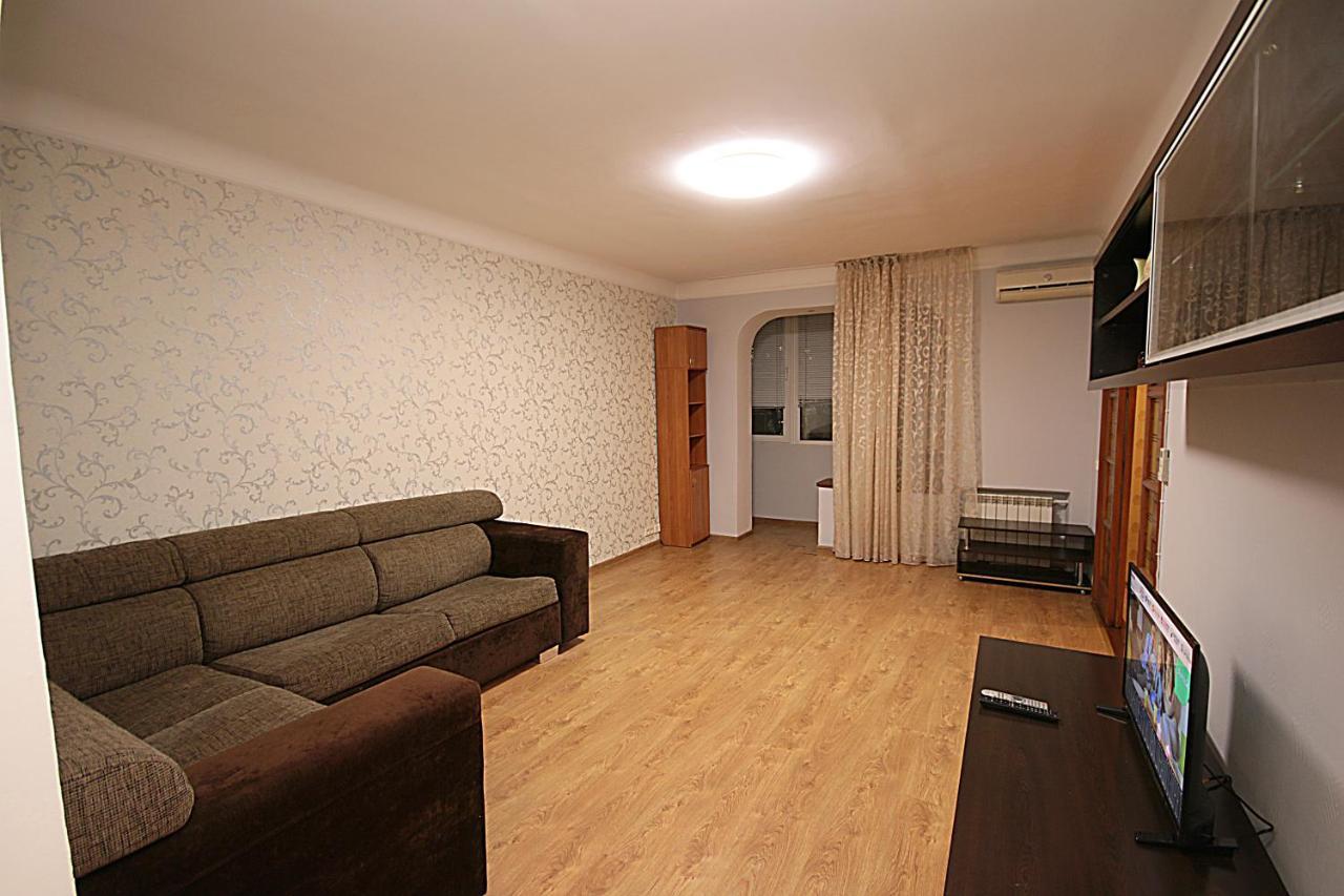 Inn Home Apartments - Pechersk Area Kiev Buitenkant foto