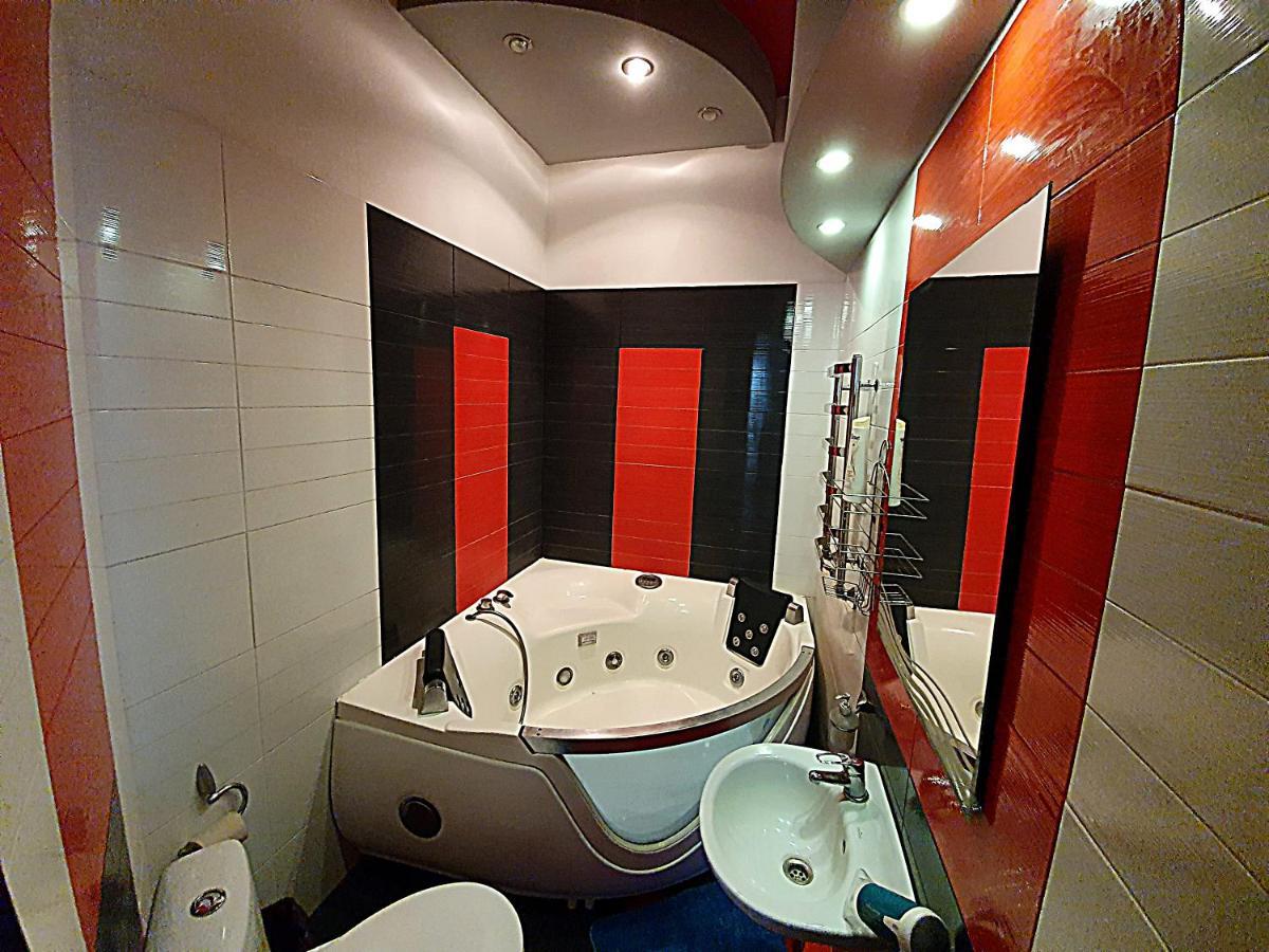 Inn Home Apartments - Pechersk Area Kiev Buitenkant foto